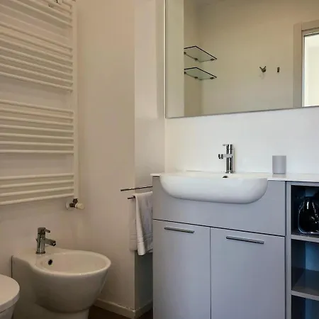 Charming Flat With Ac In Porta Venezia * 밀라노