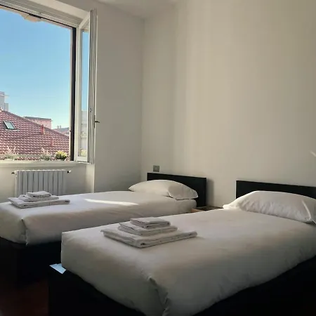 아파트 Charming Flat With Ac In Porta Venezia *
