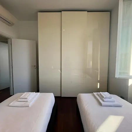 Charming Flat With Ac In Porta Venezia *