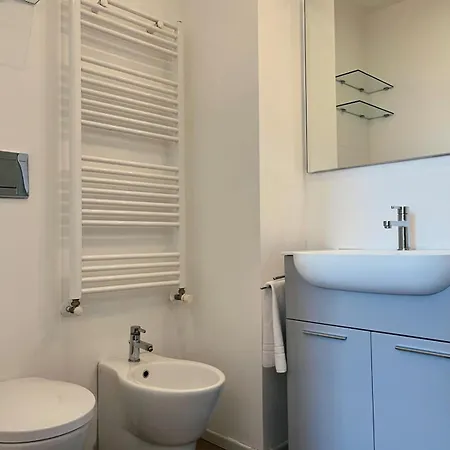 Charming Flat With Ac In Porta Venezia * 밀라노