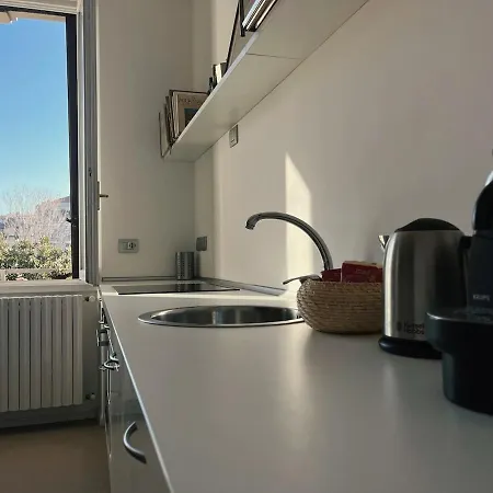 아파트 Charming Flat With Ac In Porta Venezia *