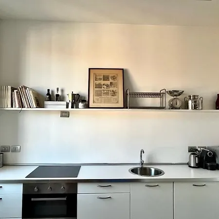 아파트 Charming Flat With Ac In Porta Venezia *