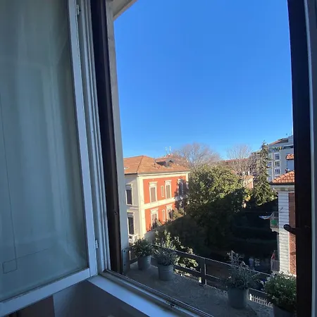 Charming Flat With Ac In Porta Venezia