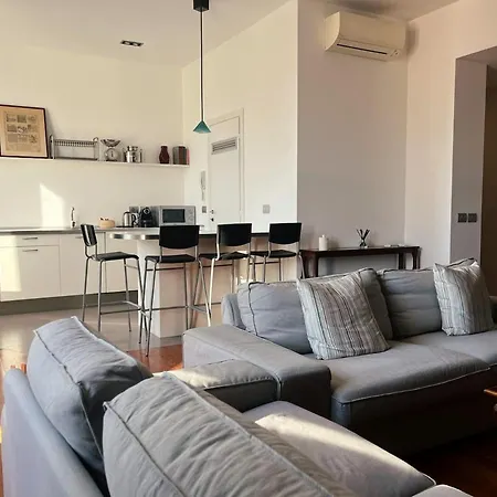 Charming Flat With Ac In Porta Venezia
