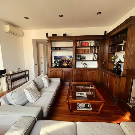 Charming Flat With Ac In Porta Venezia *